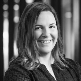 Lauren Dolan Lipyanka, Executive Search, Principal.
