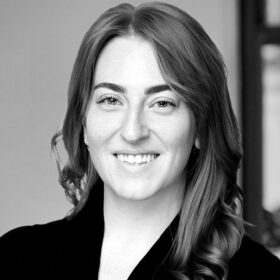 Stephanie Paris, Executive Search, Managing Director.