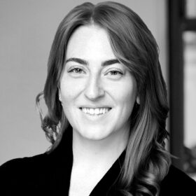 Stephanie Paris, Executive Search, Managing Director.