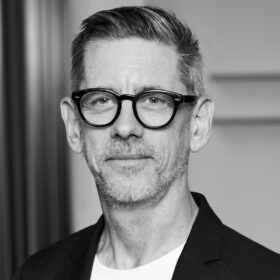Cosmo Lush, Executive Search, Managing Director.